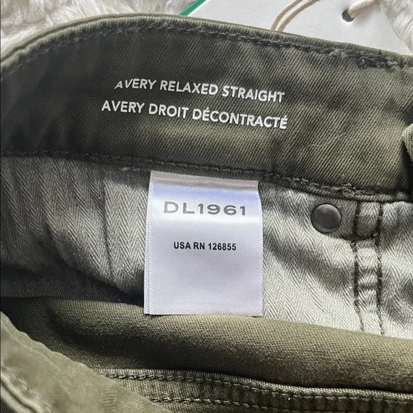 DL1961 Avery Relaxed Straight Dark Green Casual Pants - Picture 9 of 9